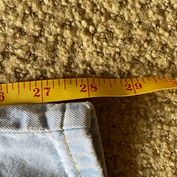 VINTAGE women’s Cherokee light wash, high waisted, pleated jeans - Picture 5 of 14